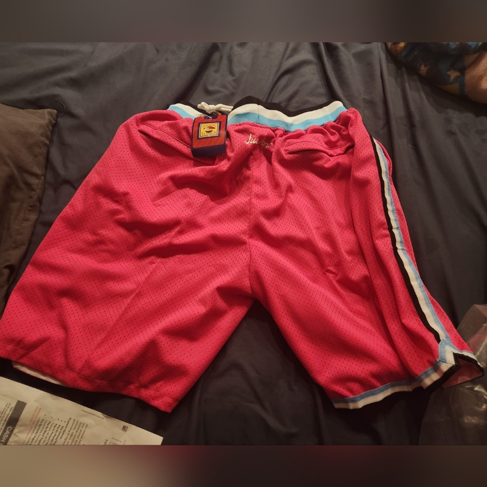 Pink basketball shorts Miami Heat.